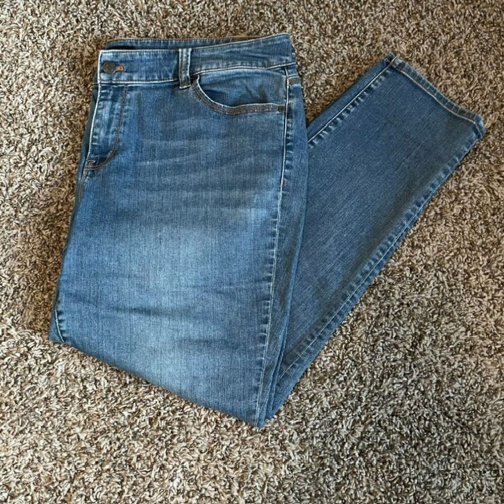 Talbots Flawless Five Pocket Boyfriend Jeans Women's Plus Size 16W Medium Wash